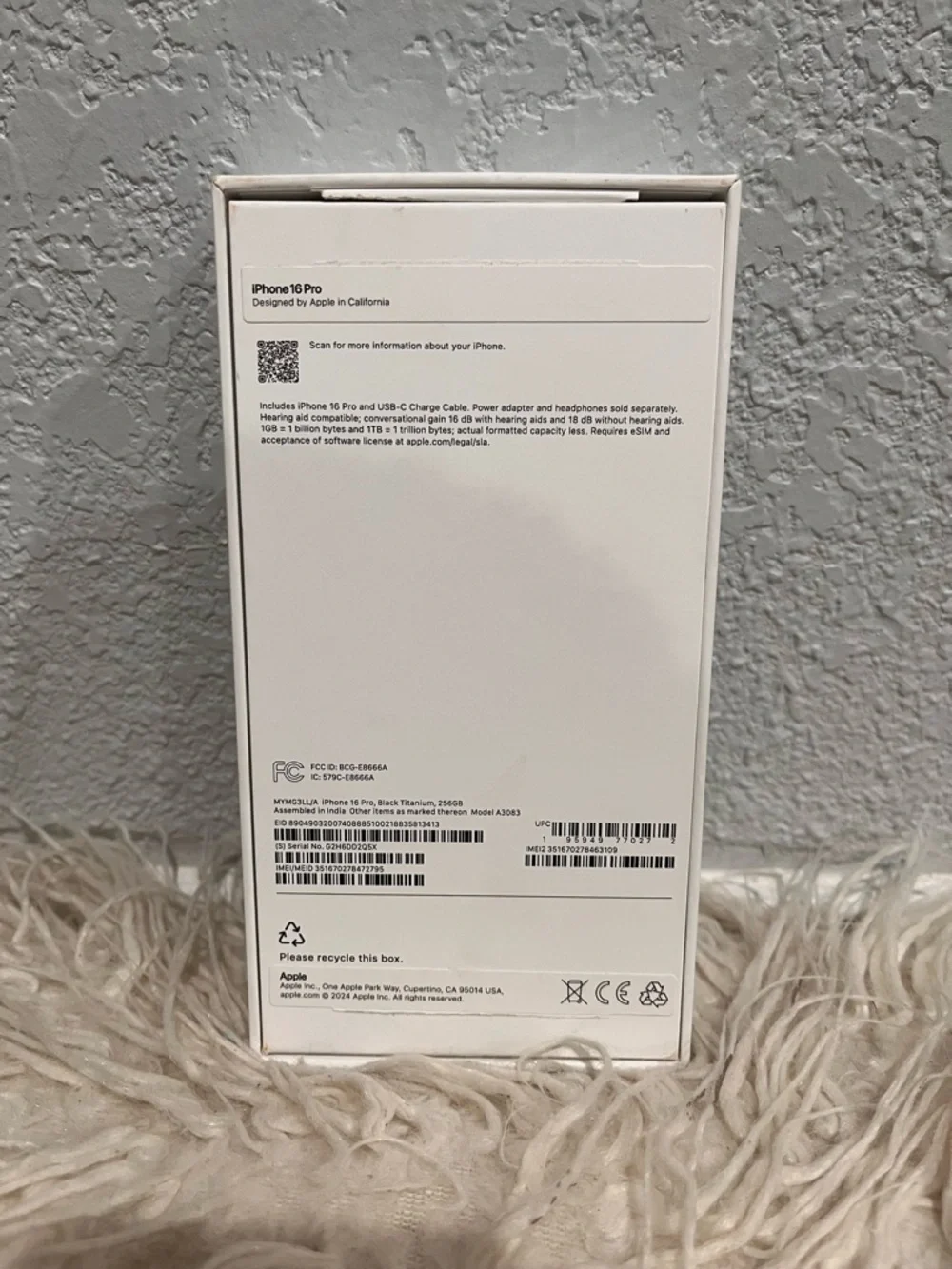 Apple iPhone 16 Pro, Black Titanium 256GB- EMPTY BOX ONLY
